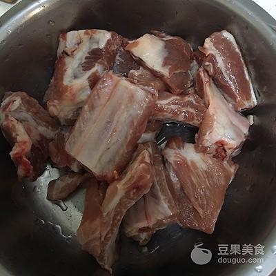 新加坡肉骨茶的做法